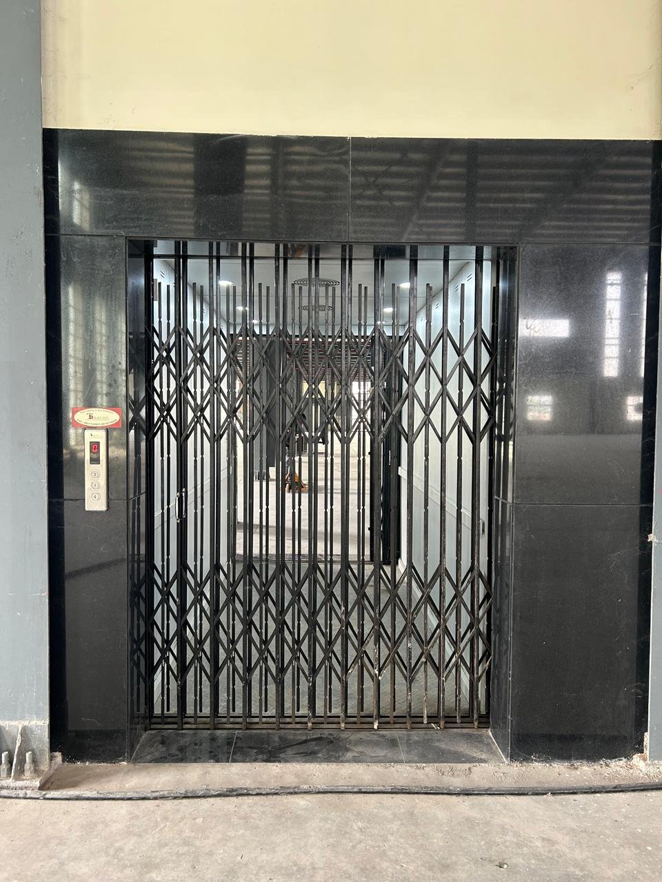 Elevator 1